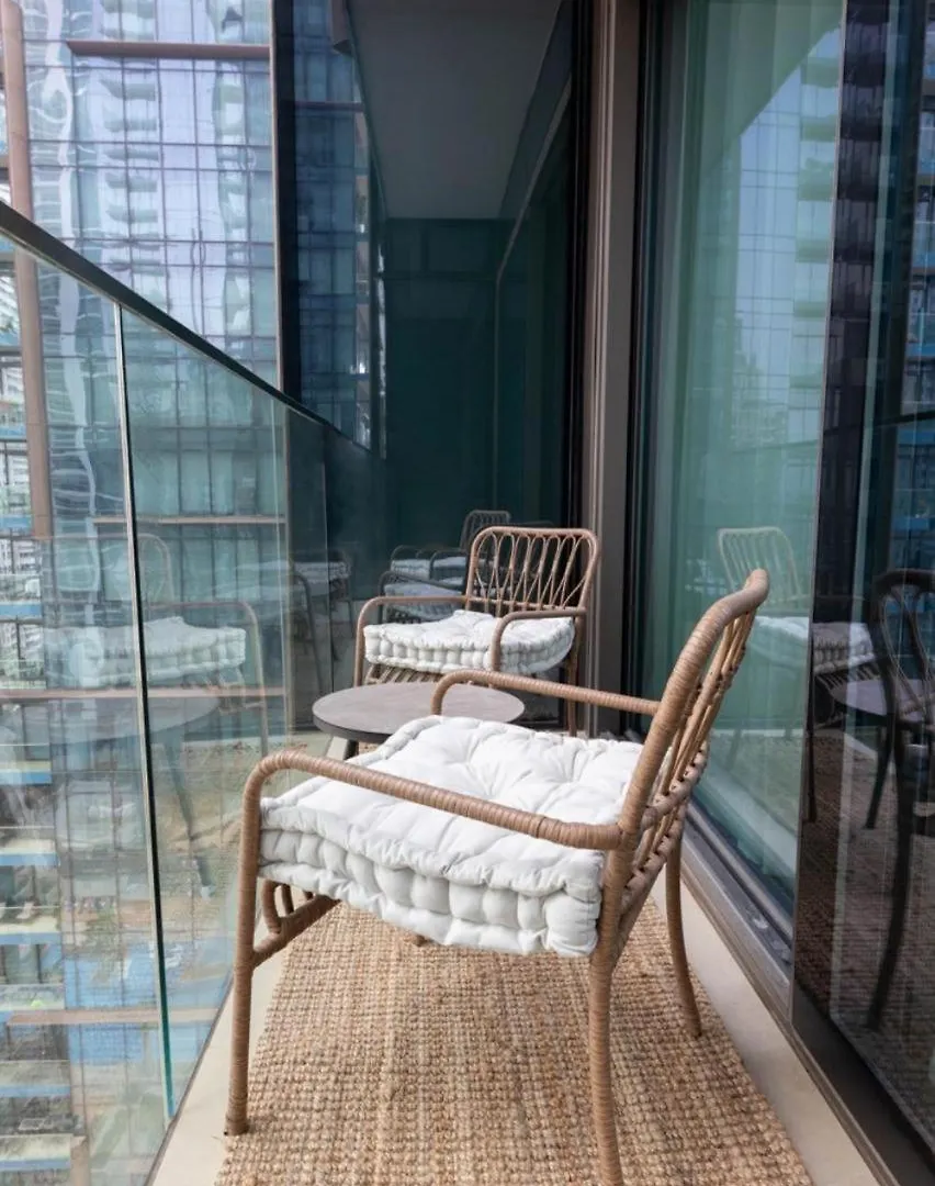 Cosy Fully Renovated Apartment Marina Gate Dubai