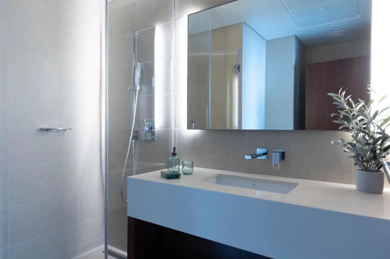 Cosy Fully Renovated Apartment Marina Gate Dubai
